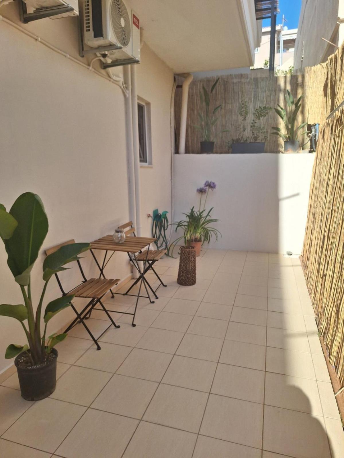 Ibis Chania,close To The Appartement *