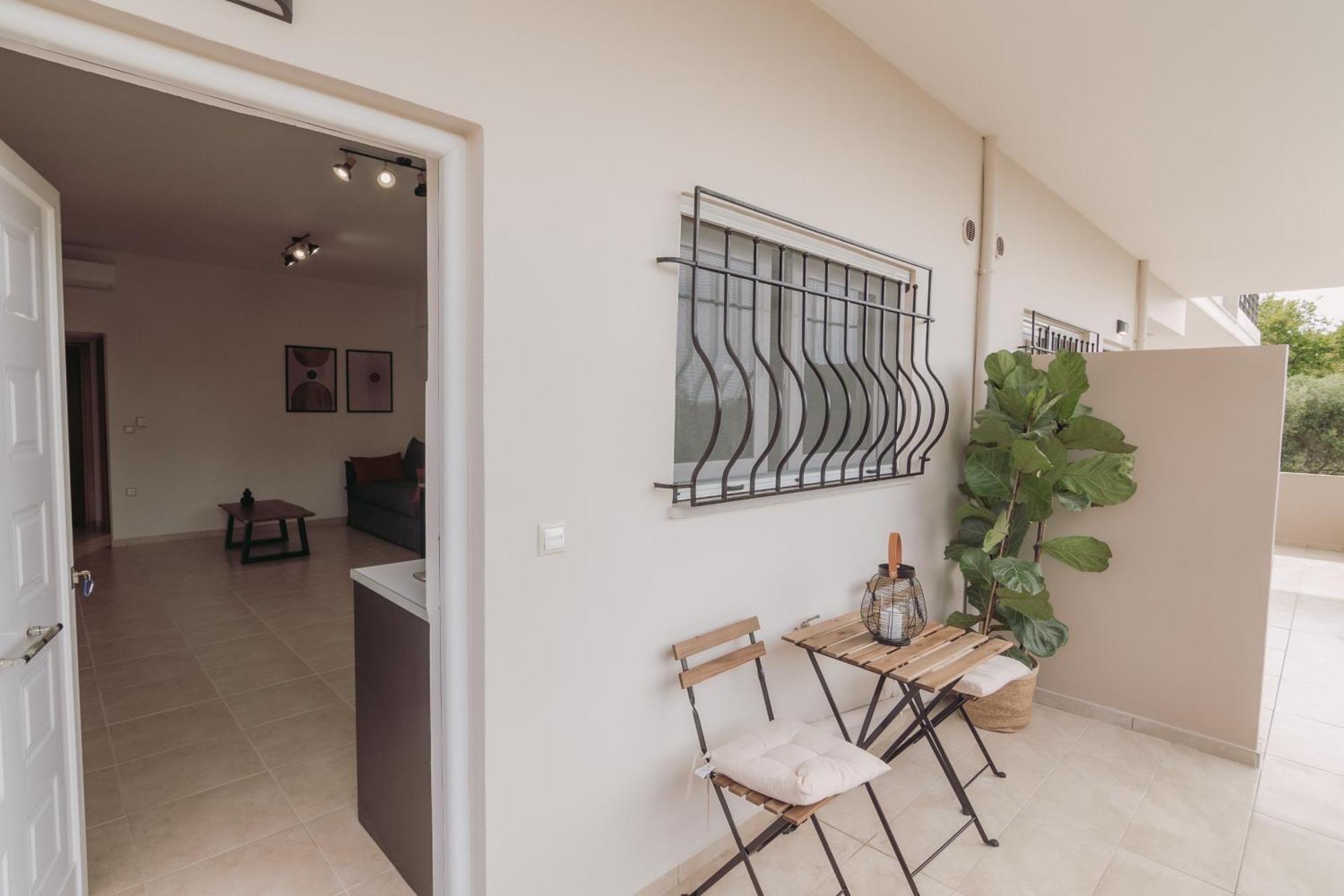 Apartment Ibis Chania,close To The